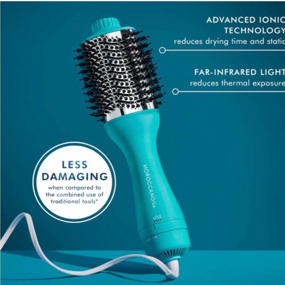 Moroccanoil Effortless Style 4-in-1 Blow-Dryer Brush - Picture 1 of 3